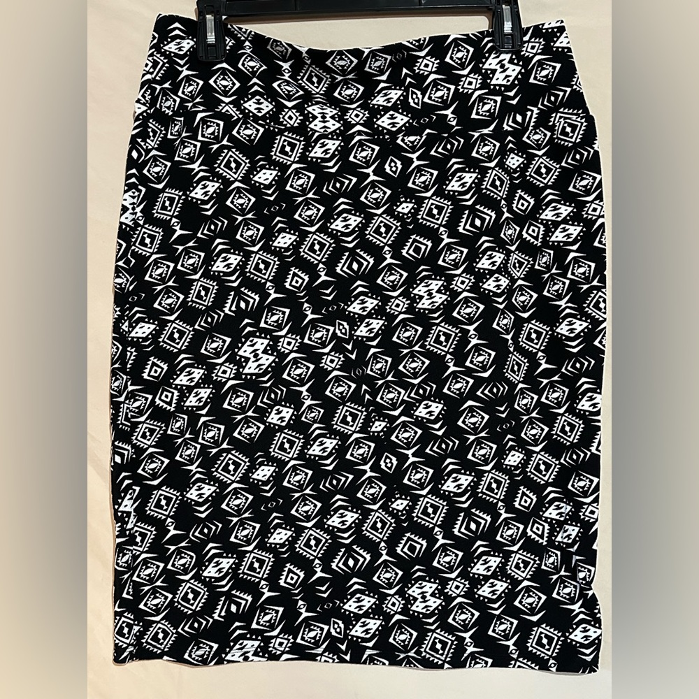 LulaRoe Cassie skirt 3XL. NWOT